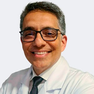 Dr. Gustavo Gavina